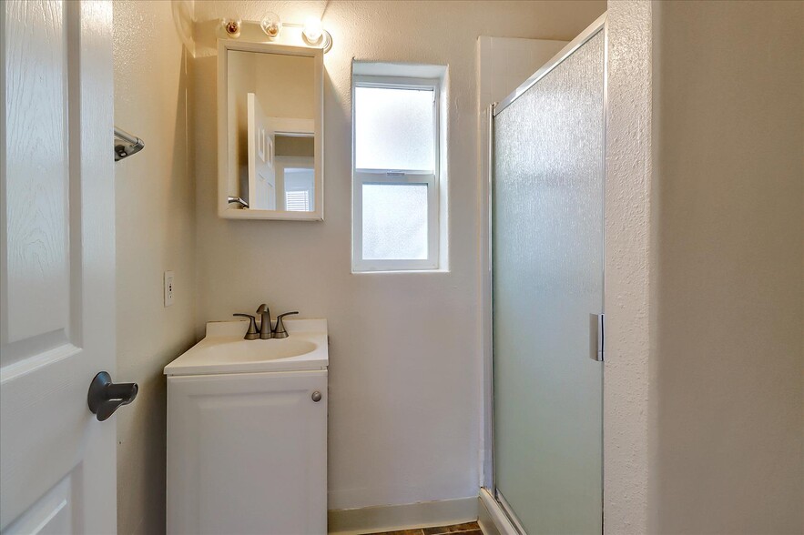 More Photos Of 270 E Saint John St, San Jose Apartments For Sale
