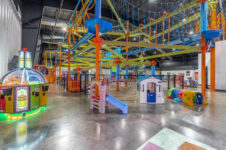 More Photos Of 1008 Bayou Pl, Alexandria Industrial For Sale