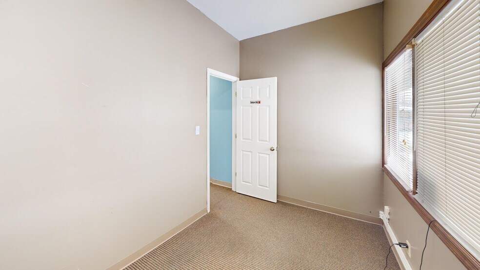 More Photos Of 1 Sunset Hills Executive Pky, Glen Carbon Unknown For Lease