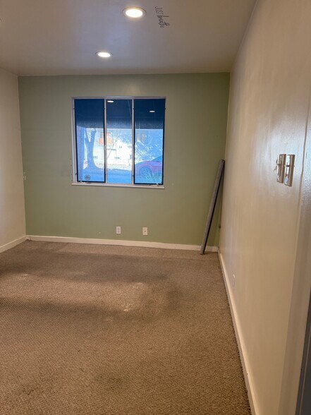 More Photos Of 1015 Hope St, South Pasadena Warehouse For Lease