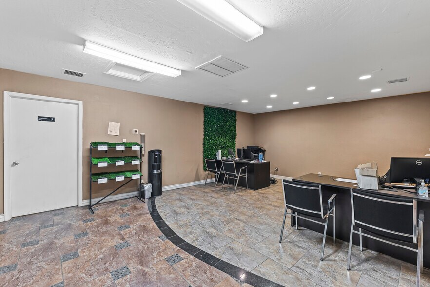 More Photos Of 9243 W Grand Ave, Peoria General Retail For Lease