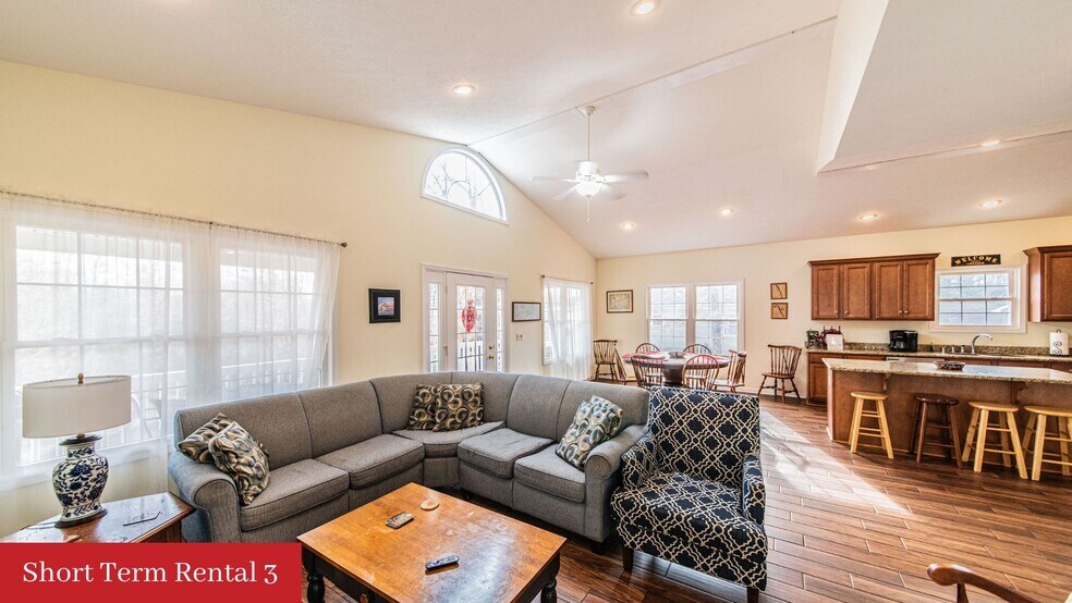 More Photos Of , Grand Rivers Unknown For Sale