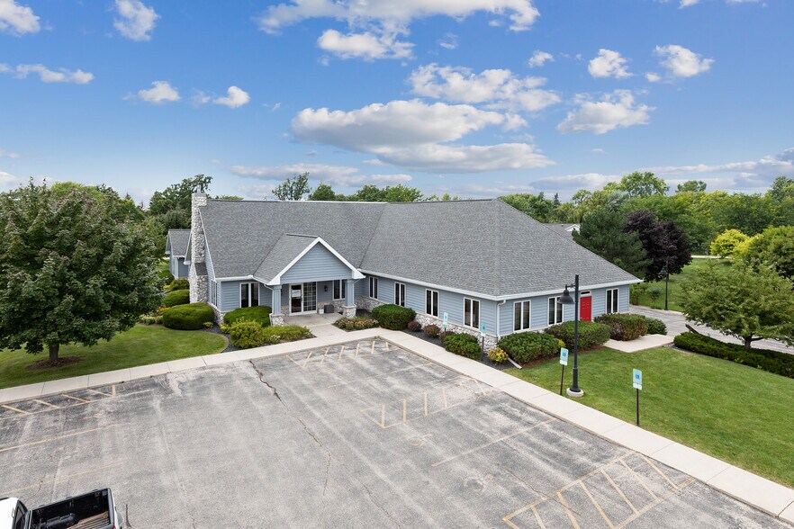 More Photos Of 952 S Park Ave, Fond Du Lac Medical For Lease