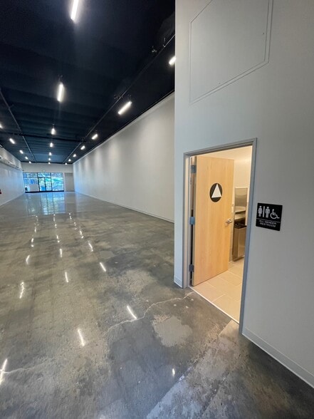 More Photos Of 628 Santa Cruz Ave, Menlo Park Storefront For Lease