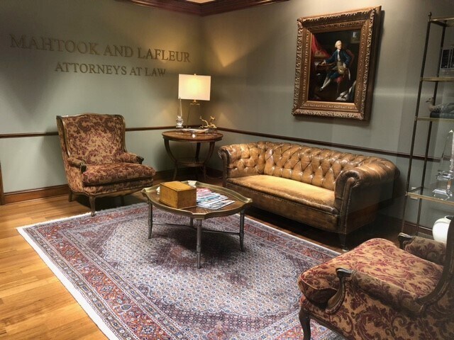 More Photos Of 600 Jefferson St, Lafayette Office For Sale