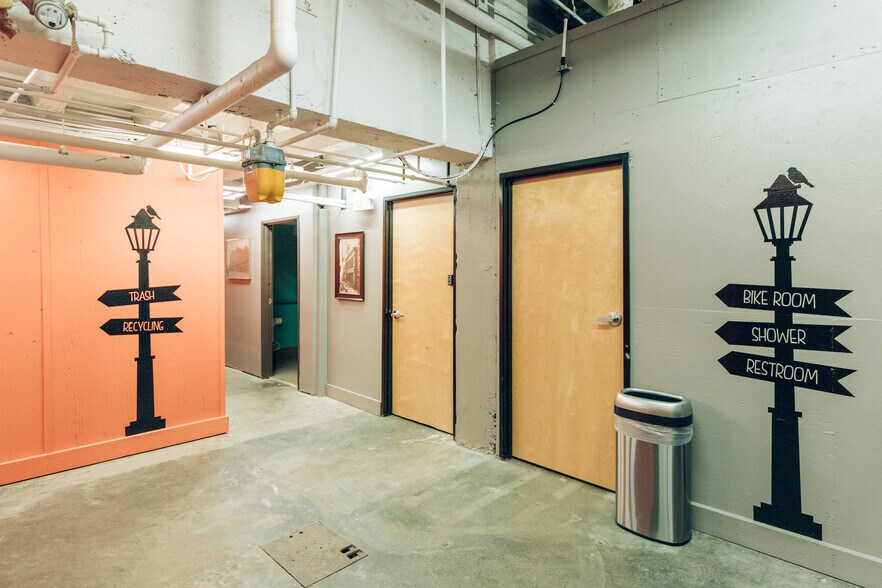 More Photos Of 705-711 SW Alder St, Portland Office For Lease