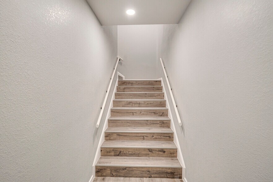 More Photos Of 5268/5450 N FM 866, Odessa Warehouse For Sale