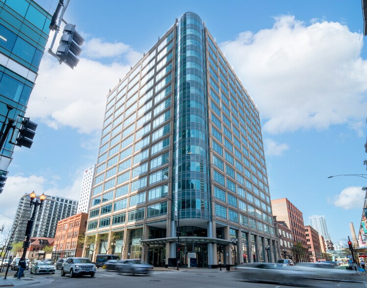 Primary Photo Of 550 W Washington Blvd, Chicago Office For Lease