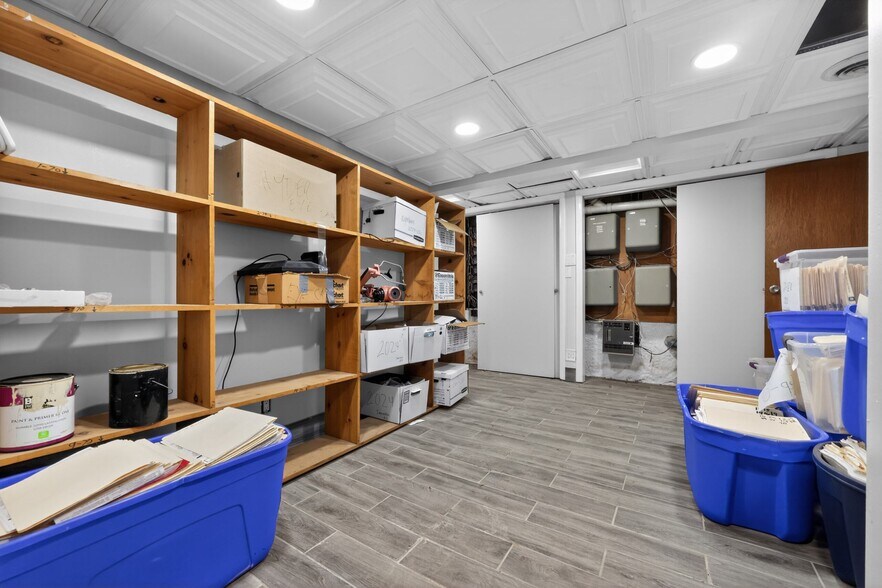More Photos Of 1701 Wynwood Dr, Cinnaminson Medical For Sale