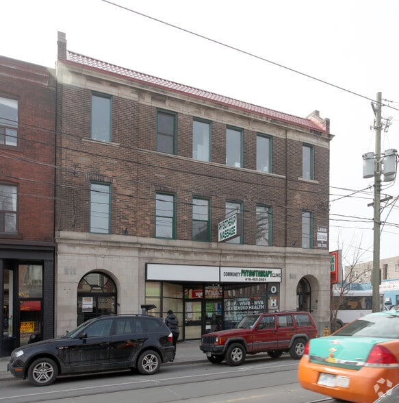 More Photos Of 909-911 Queen St E, Toronto Office For Lease