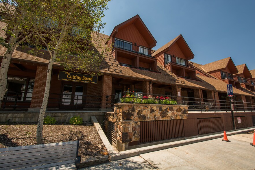 More Photos Of 1345-1385 Lowell Ave, Park City Unknown For Lease