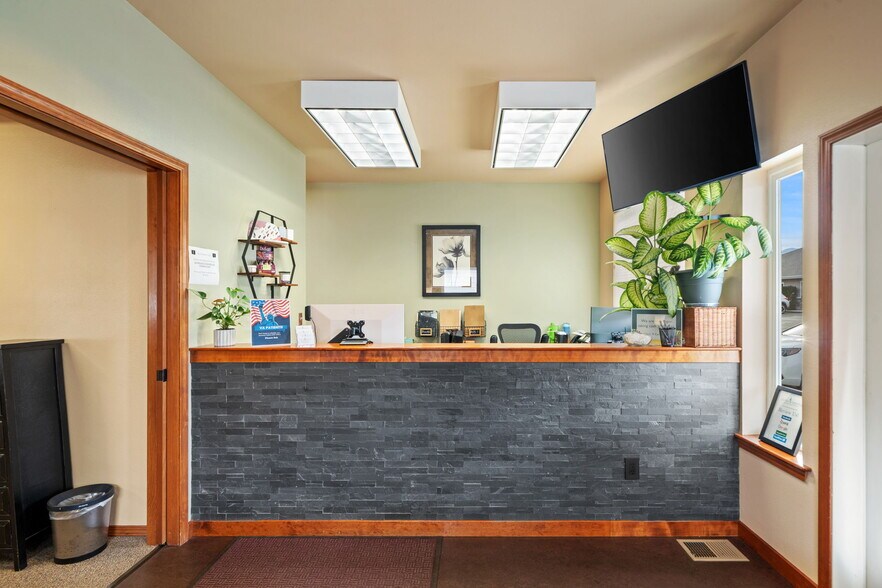 More Photos Of 538 N 5th Ave, Sequim Medical For Sale