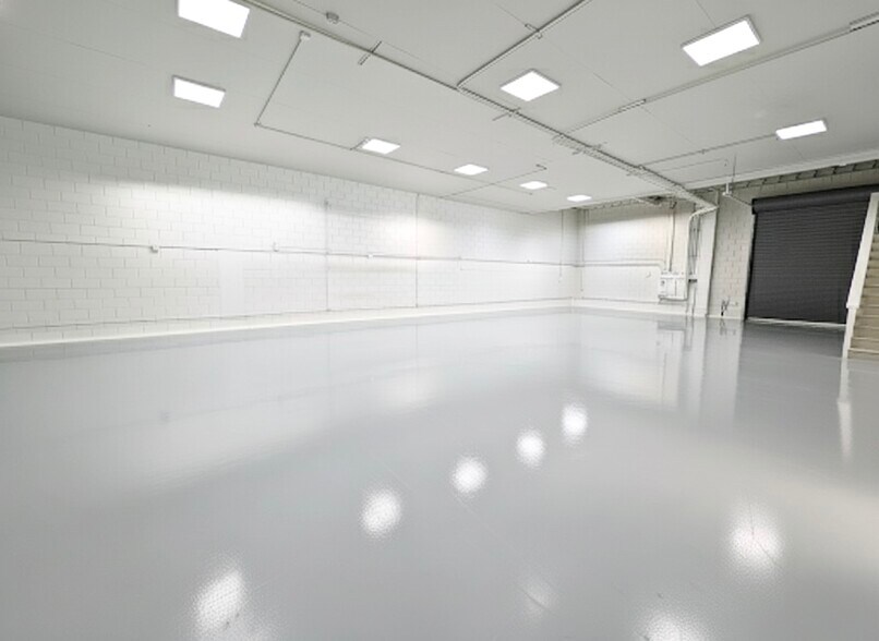 Primary Photo Of 1166 Independence Ave, Mountain View Warehouse For Lease