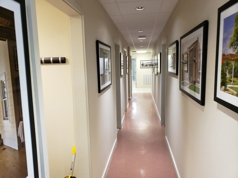 More Photos Of 1161 E Main St, Chattanooga Office For Lease