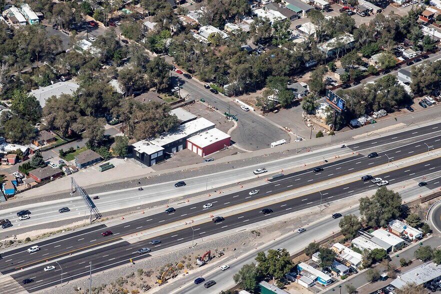 More Photos Of 890 Gentry Way, Reno Auto Repair For Sale