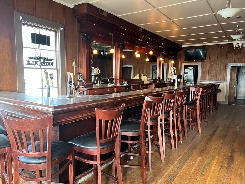 More Photos Of 39301 S US Hwy 1, Gualala Hotel For Sale