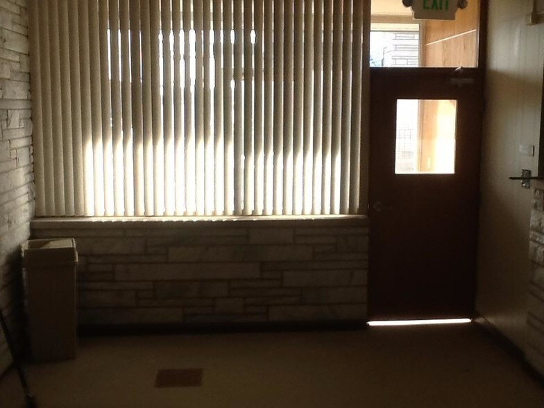 More Photos Of 513 Ridge Rd, Munster Medical For Lease