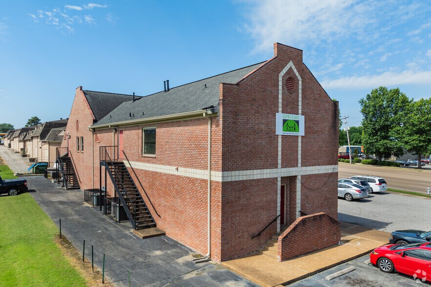 More Photos Of 3530 Hickory Hill Rd, Memphis Medical For Sale