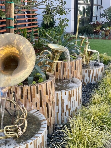 More Photos Of 970 W 190th St, Torrance Unknown For Lease