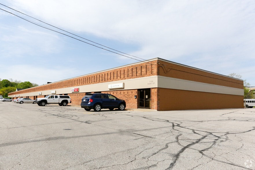 More Photos Of 7150 Hart St, Mentor Flex For Lease