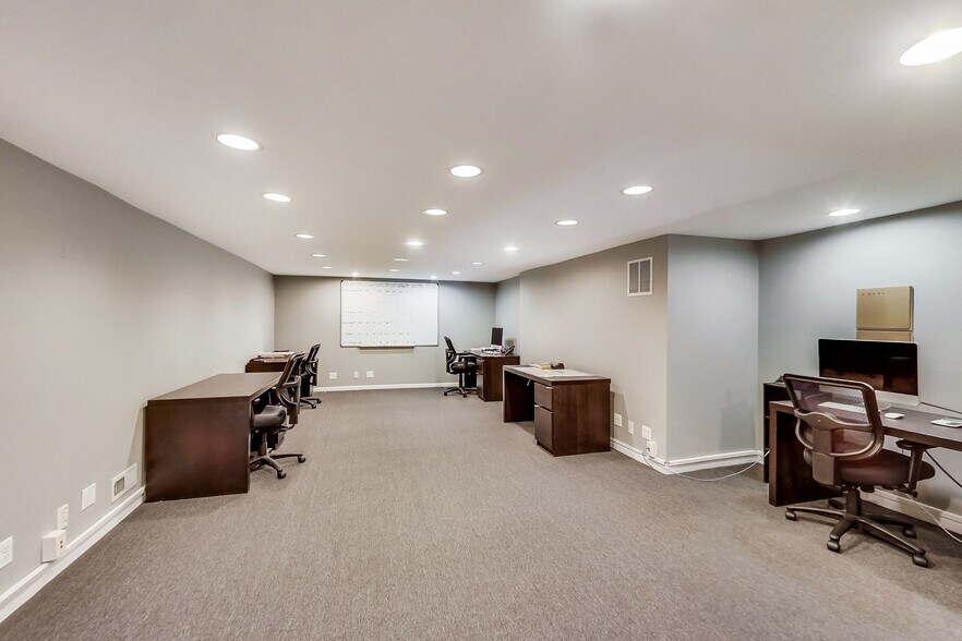 More Photos Of 2636 N Lincoln Ave, Chicago Apartments For Sale
