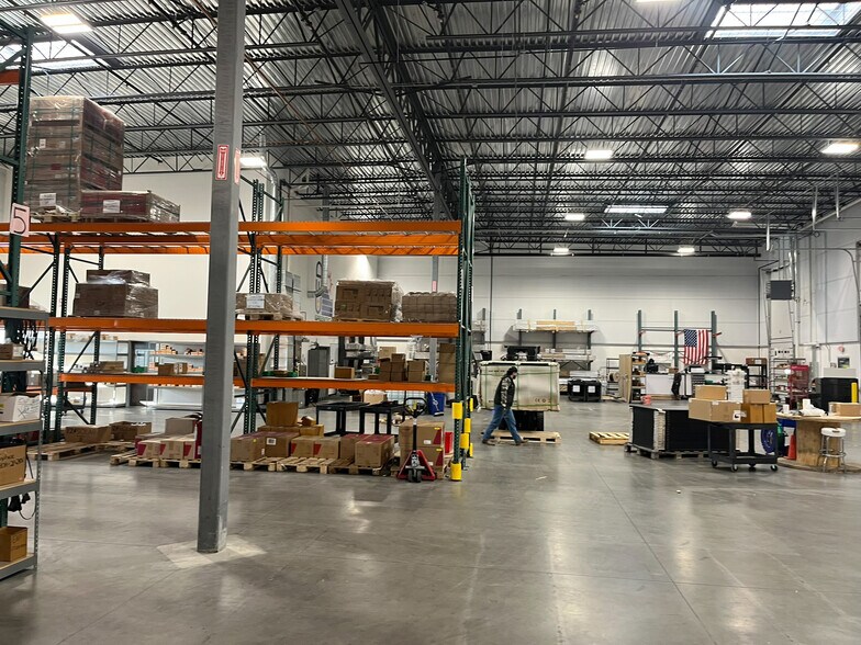 More Photos Of 55 N Truckee Ave, Meridian Distribution For Lease