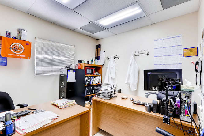 More Photos Of 1400-1420 Overlook Dr, Lafayette Warehouse For Sale
