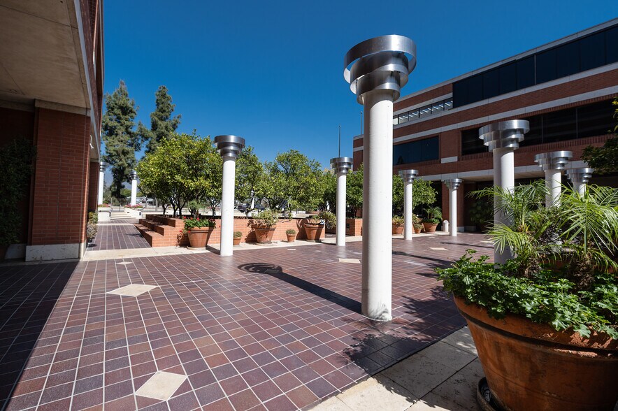 More Photos Of 100 E Corson St, Pasadena Office For Lease