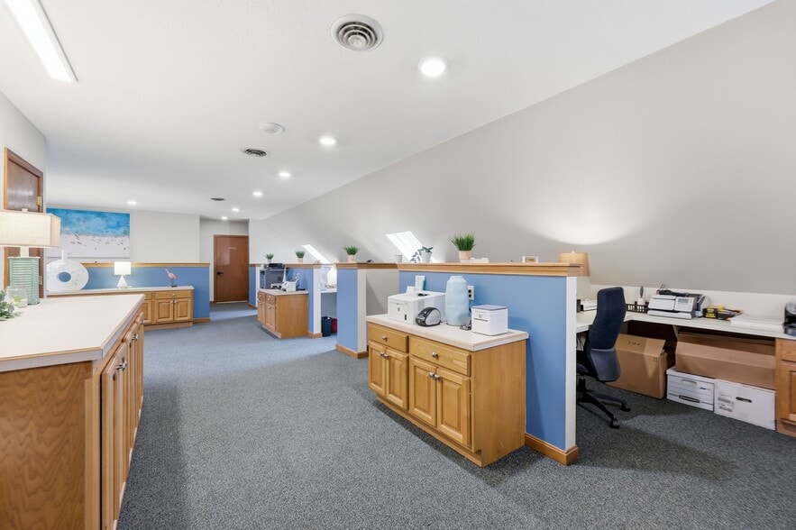 More Photos Of 200 Center St, Ludlow Medical For Sale