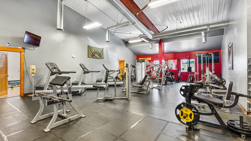 More Photos Of 500 N Front St, Townsend General Retail For Sale