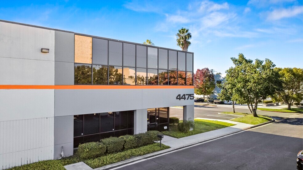 More Photos Of 4475 Eucalyptus Ave, Chino Warehouse For Lease