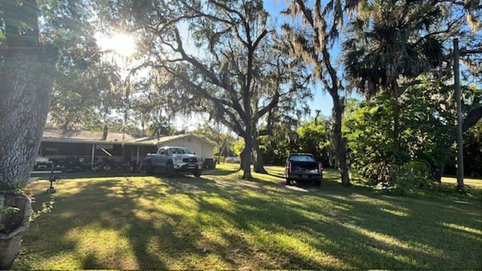 More Photos Of 4806 N Falkenburg Rd, Tampa Land For Sale