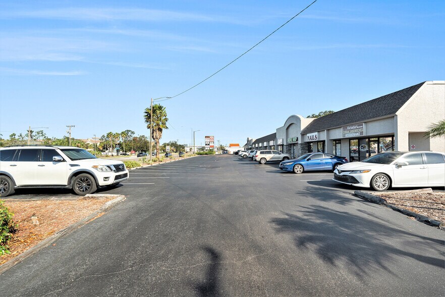 More Photos Of 5130 S Dale Mabry Hwy, Tampa Unknown For Lease