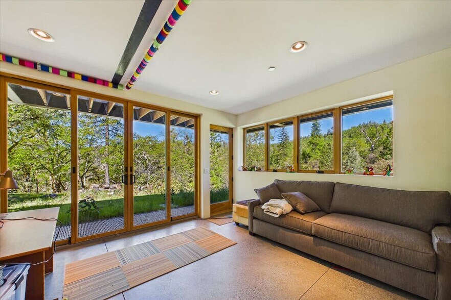 More Photos Of 6691 Reading Creek Rd, Douglas City Land For Sale