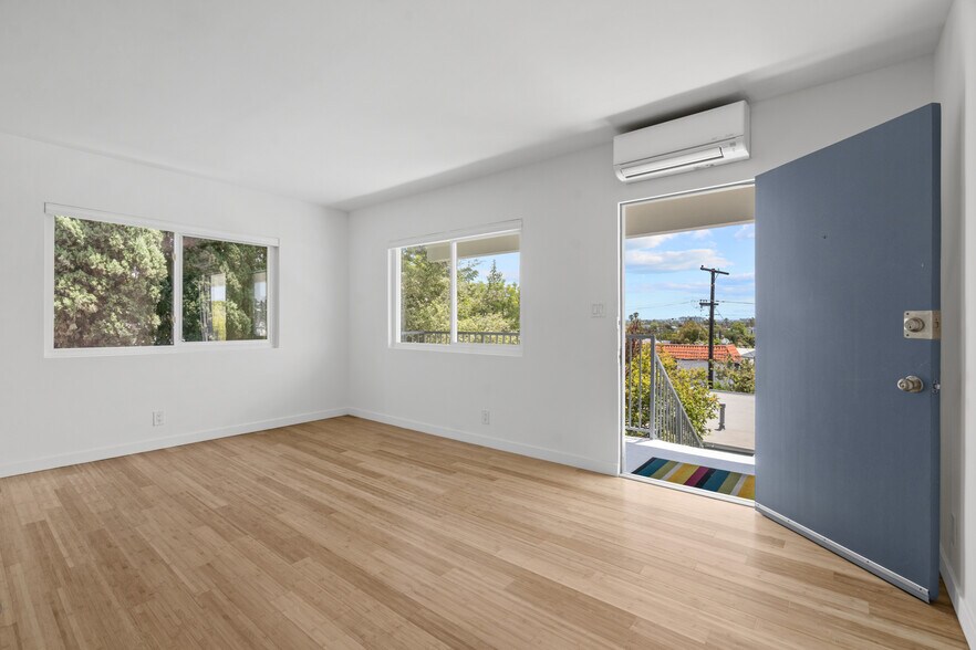 More Photos Of 631 Pier Ave, Santa Monica Apartments For Sale