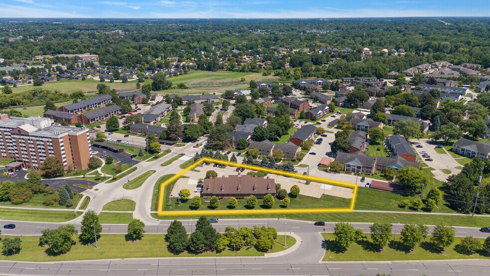 More Photos Of 37300-37316 Schoenherr Rd, Sterling Heights Loft Creative Space For Lease