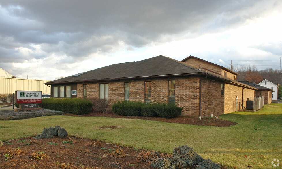 More Photos Of 2915 3rd Ave, Huntington Medical For Sale