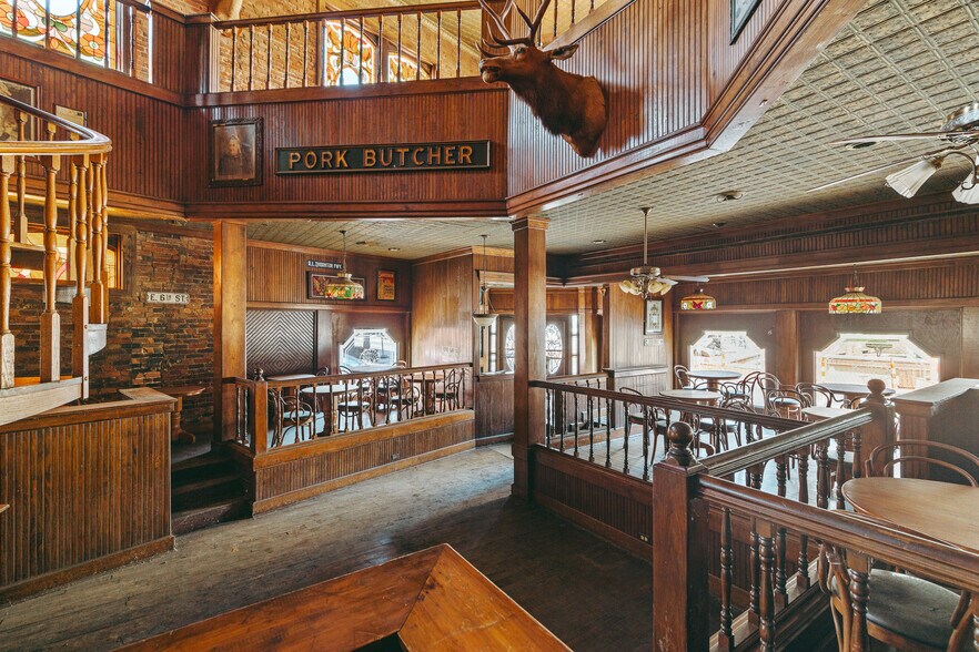 More Photos Of 100 S Grand St, Monroe Restaurant For Sale