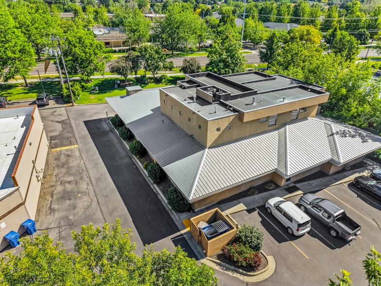 More Photos Of 645 E State St, Eagle Office For Lease