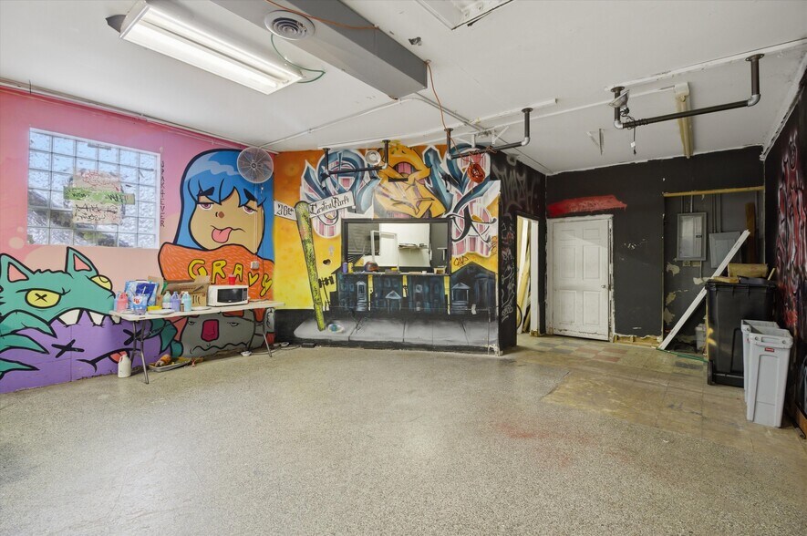 More Photos Of 2620 S Central Park Ave, Chicago General Retail For Sale