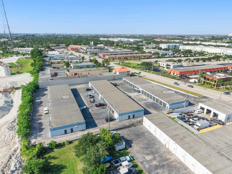 More Photos Of 1233 Old Dixie Hwy, Lake Park Unknown For Lease