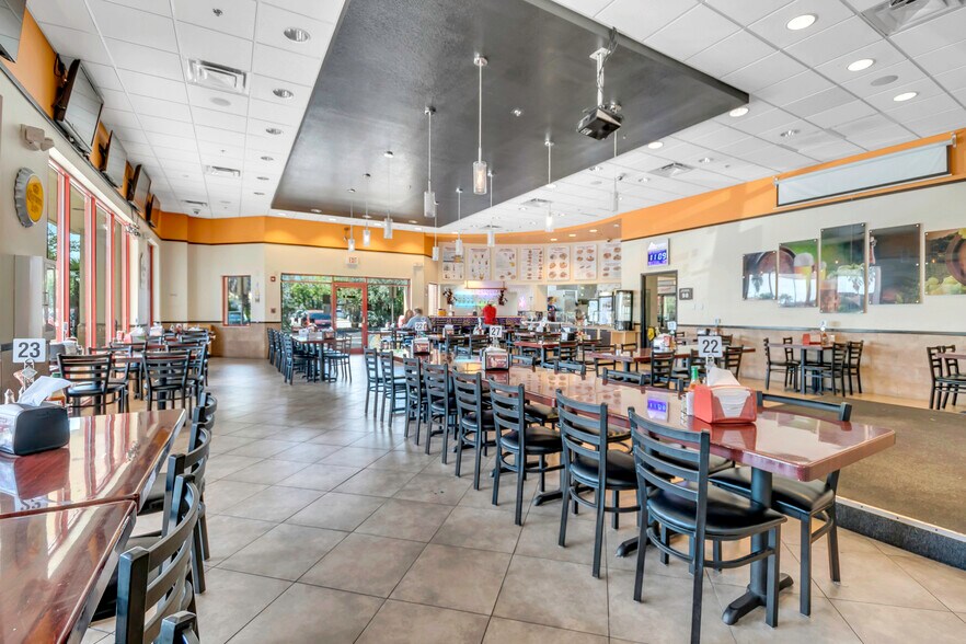 More Photos Of 5600 Butler National Dr, Orlando Service Station For Sale