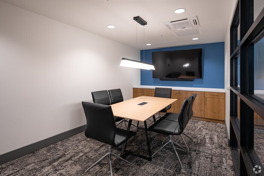 More Photos Of 109 S Division St, Auburn Apartments For Lease