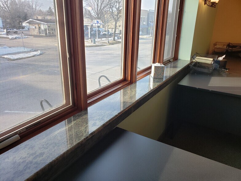 More Photos Of 431 Broad St, Lake Geneva Convenience Store For Sale