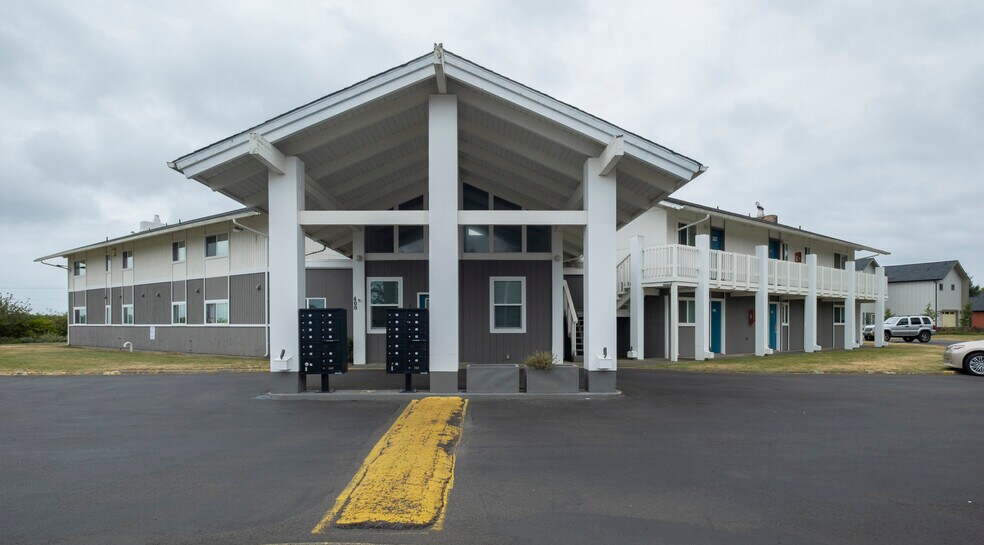 More Photos Of 1031 Discovery Ave SE, Ocean Shores Apartments For Sale