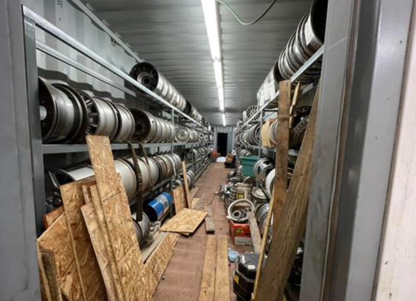 More Photos Of 100 Axle Dr, Caspian Service For Sale