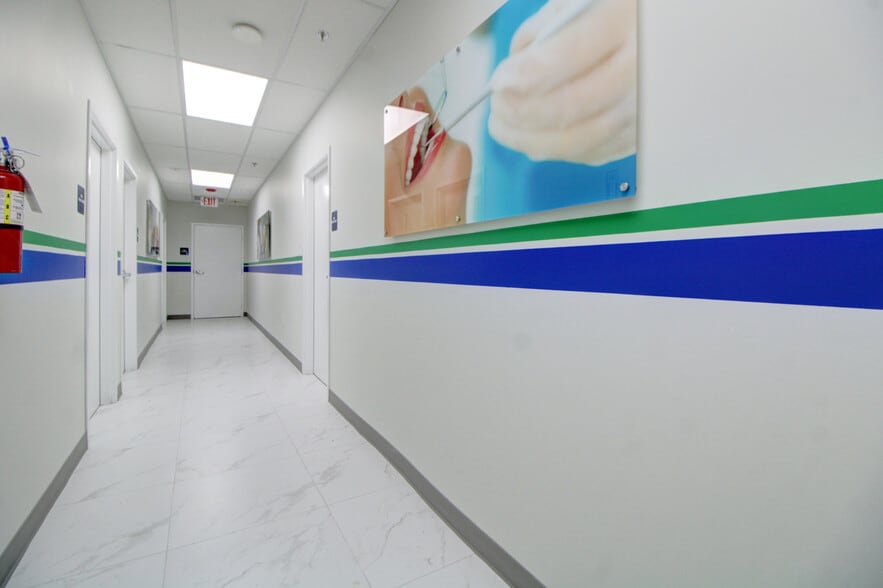 More Photos Of 304 N Krome Ave, Homestead Medical For Lease