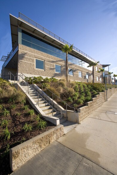 More Photos Of 401 Old Newport Blvd, Newport Beach Medical For Lease