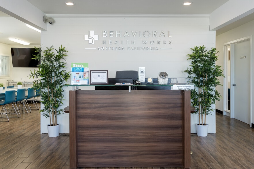 More Photos Of 22283 Main St, Hayward Office For Sale
