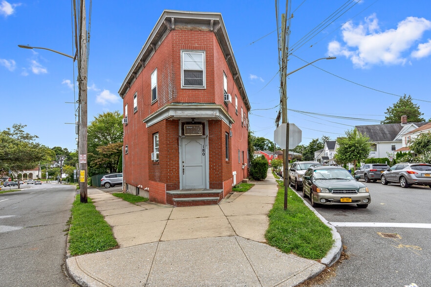 Primary Photo Of 180 Madison Ave, Port Chester Office For Sale